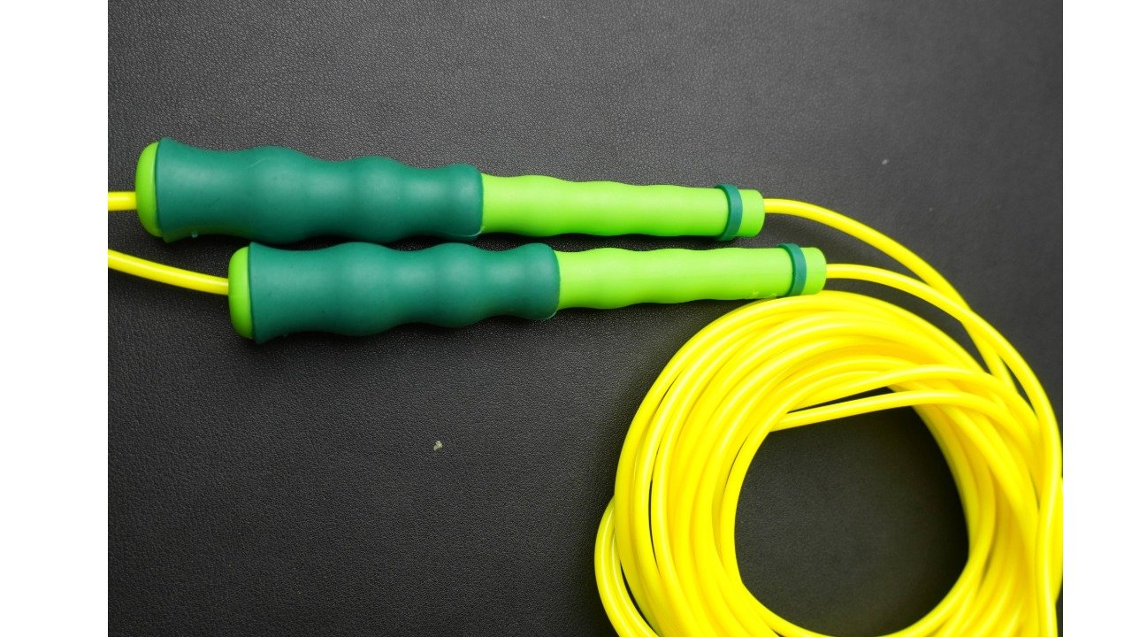 Velocity Double Dutch Super Speed Rope – Short Handle Speed Edition - Image 4